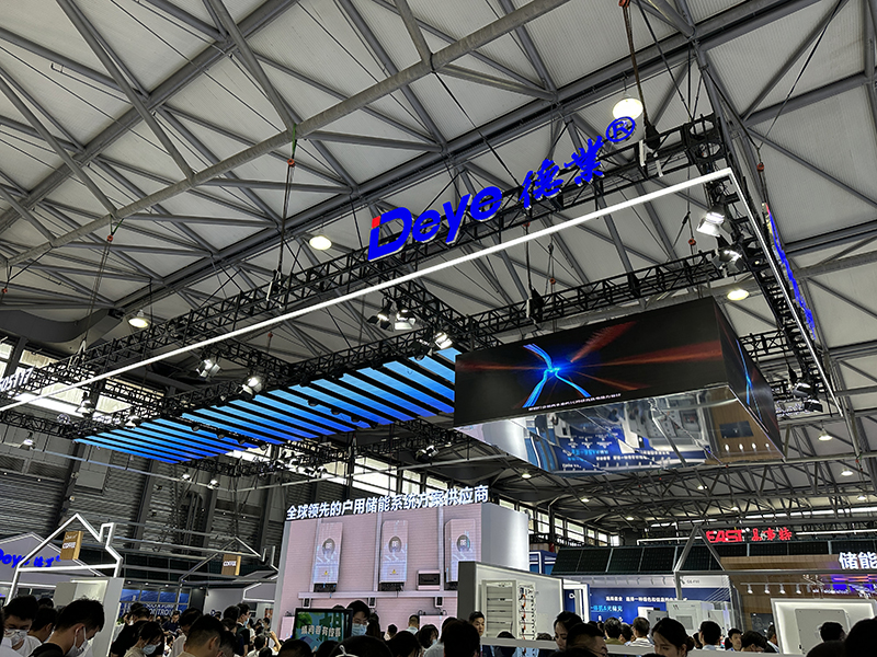 邁維動漫攜手新能源領(lǐng)域合作伙伴為第十六屆國際太陽能光伏與智慧能源（上海）大會暨展覽會增添光彩！(圖8)